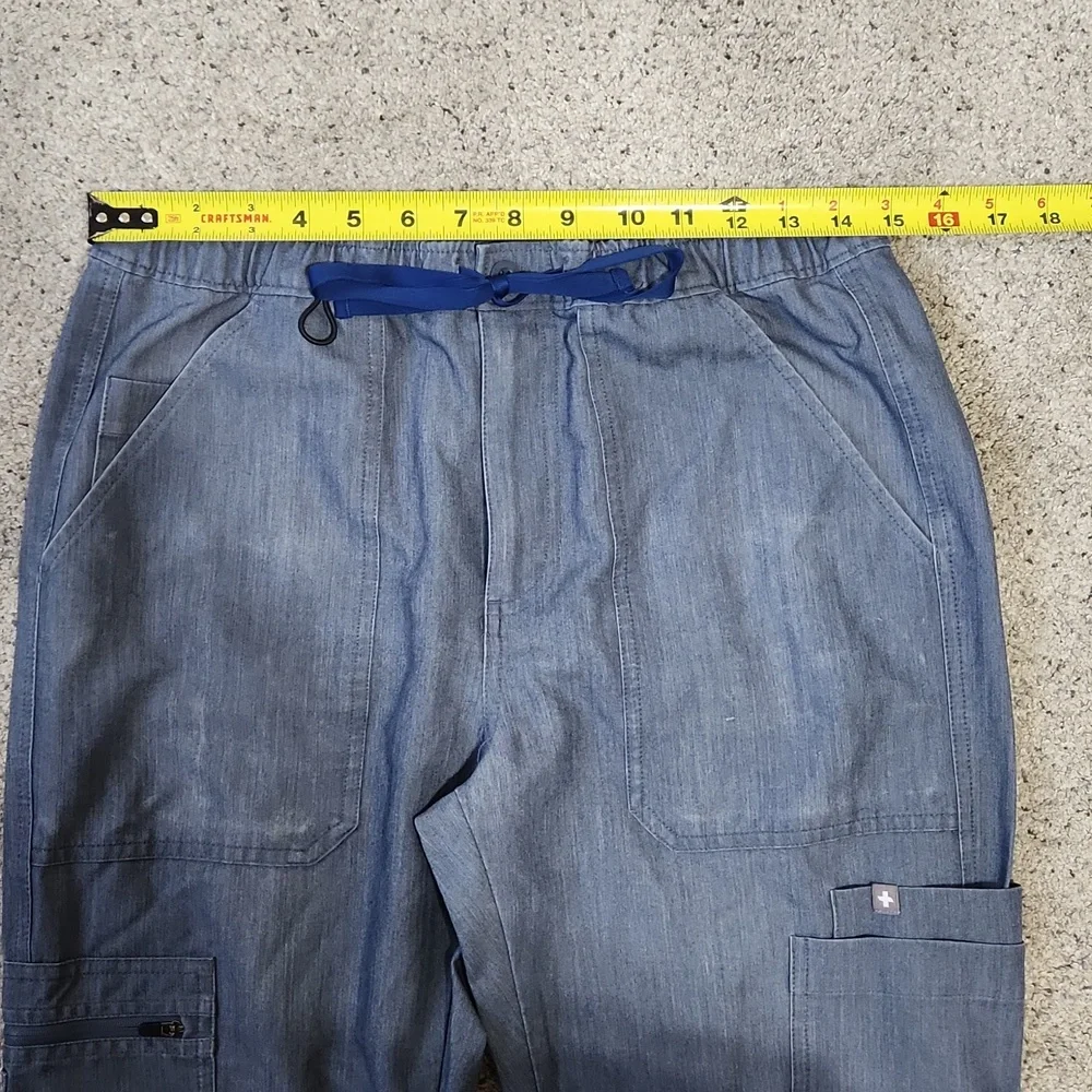FIGS Cairo Cargo Scrub Pants in Heather Denim Men's Size Small - Picture 9 of 11